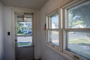 433 West Ave, Mauston, WI 53948 - Photo 5