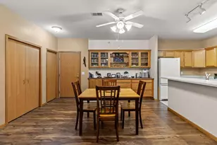 410 New Age Cir, Verona, WI 53593 - Photo 3