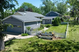 903 Vine St, Wisconsin Dells, WI 53965 - Photo 23