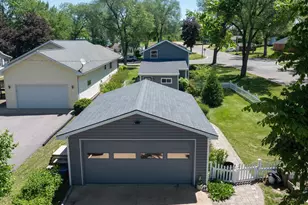 903 Vine St, Wisconsin Dells, WI 53965 - Photo 25