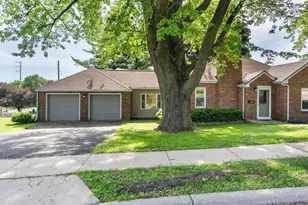 1029 N Bequette St, Ridgeville, WI 53533 - Photo 3