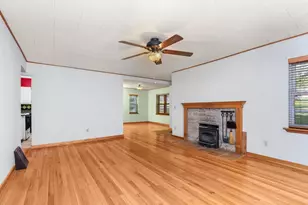 1029 N Bequette St, Ridgeville, WI 53533 - Photo 7