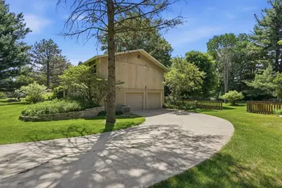 4938 Hickory Trail, Middleton, WI 53562 - Photo 5