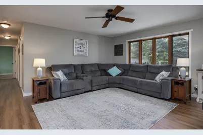335 Belle Avenue, Belleville, WI 53508 - Photo 5