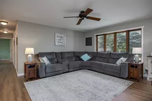 335 Belle Ave, Belleville, WI 53508 - Photo 5