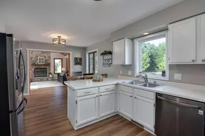 335 Belle Avenue, Belleville, WI 53508 - Photo 11