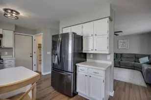 335 Belle Ave, Belleville, WI 53508 - Photo 9