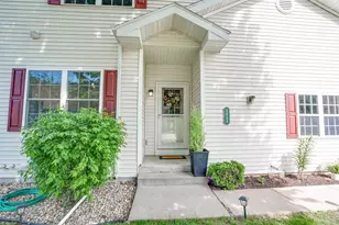 3833 Maple Grove Dr, Madison, WI 53719 - Photo 3