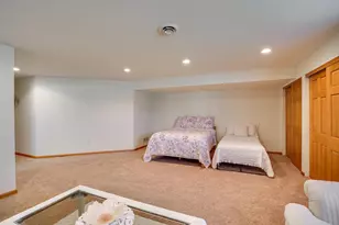3833 Maple Grove Dr, Madison, WI 53719 - Photo 37
