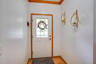 3833 Maple Grove Dr, Madison, WI 53719 - Photo 3