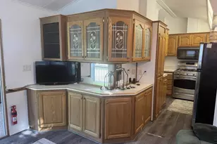 354 Skyline Dr, Edgerton, WI 53534 - Photo 5