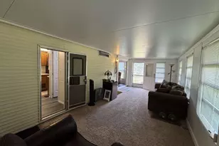 354 Skyline Dr, Edgerton, WI 53534 - Photo 9