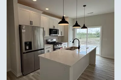 3164 S Bartells Dr Drive #102, Beloit, WI 53511 - Photo 5