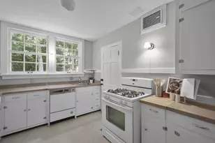 1234 Sweetbriar Rd, Madison, WI 53705 - Photo 15