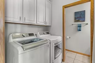 1032 Stonehaven Dr, Sun Prairie, WI 53590 - Photo 13