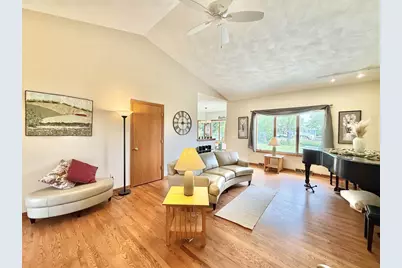 782 N Waveland Road, Janesville, WI 53548 - Photo 5
