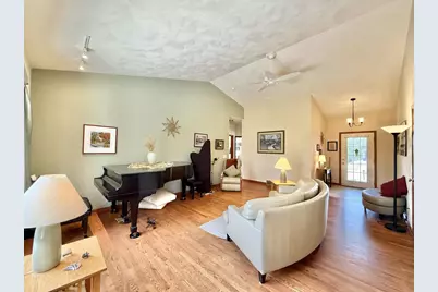782 N Waveland Road, Janesville, WI 53548 - Photo 7