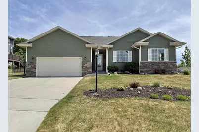 782 Waveland Avenue, Janesville, WI 53548 - Photo 1