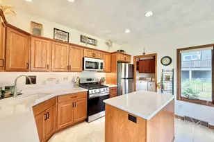 782 N Waveland Rd, Janesville, WI 53548 - Photo 9