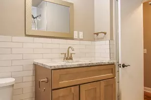 1305 E Johnson St, Madison, WI 53703 - Photo 31