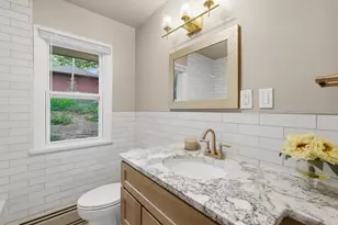 1305 E Johnson St, Madison, WI 53703 - Photo 23