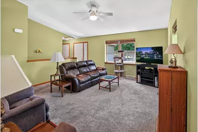 1340 Prairie Rose Drive, Sun Prairie, WI 53590 - Photo 11
