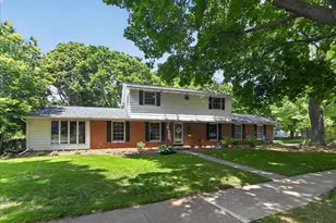 6602 Montclair Ln, Madison, WI 53711 - Photo 3