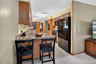 6602 Montclair Ln, Madison, WI 53711 - Photo 15