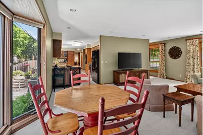 6602 Montclair Lane, Madison, WI 53711 - Photo 21