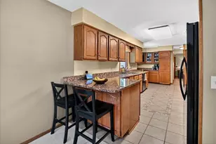 6602 Montclair Ln, Madison, WI 53711 - Photo 15
