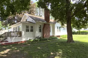516 N Walnut St, Janesville, WI 53548 - Photo 5