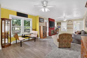 516 N Walnut St, Janesville, WI 53548 - Photo 7