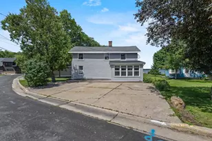 5904 Lake Edge Rd, Mcfarland, WI 53558 - Photo 29