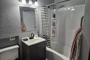 505 W Irving Ave, Oshkosh, WI 54901 - Photo 17