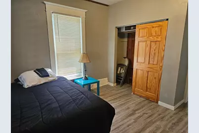 505 W Irving Avenue, Oshkosh, WI 54901 - Photo 13