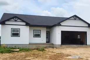 104 Langdon Ct, Cambria, WI 53923 - Photo 1