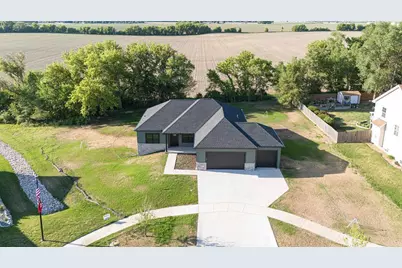 369 Drumlin Loop, Ripon, WI 54971 - Photo 3