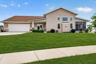 3704 Newcastle Dr, Janesville, WI 53546 - Photo 29