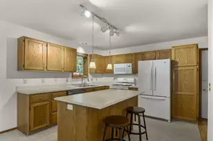 1120/1122 Artisan Dr, Madison, WI 53704 - Photo 7
