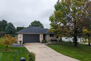 2938 Yale Dr, Janesville, WI 53548 - Photo 77