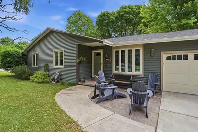 4692 Gaston Circle, Cottage Grove, WI 53527 - Photo 5