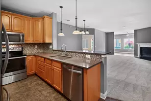 49 Cherokee Cir, Madison, WI 53704 - Photo 5