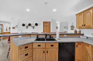 1126 Fillmore Ave, Oshkosh, WI 54902 - Photo 13