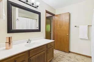2683-2685 Aberdeen Ct, Fitchburg, WI 53711 - Photo 19