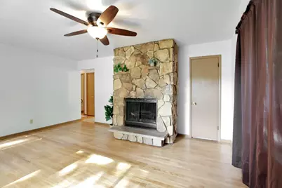 4513 Esch Lane, Madison, WI 53704 - Photo 7