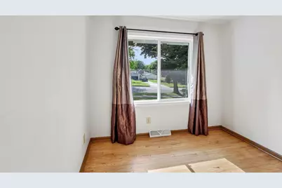 4513 Esch Lane, Madison, WI 53704 - Photo 21