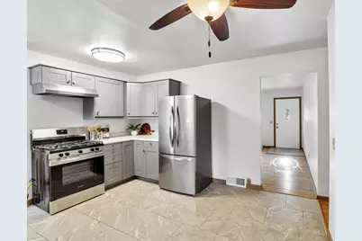 4513 Esch Lane, Madison, WI 53704 - Photo 11