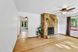 4513 Esch Ln, Madison, WI 53704 - Photo 3
