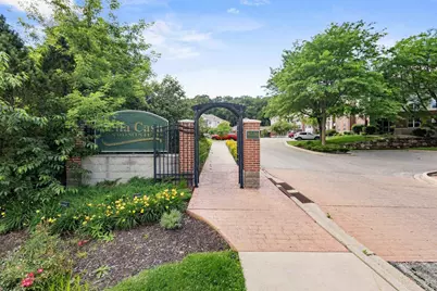 8530 Greenway Boulevard #107, Middleton, WI 53562 - Photo 29