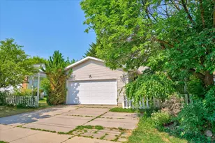 722 - 724 N Gammon Rd, Madison, WI 53717 - Photo 7